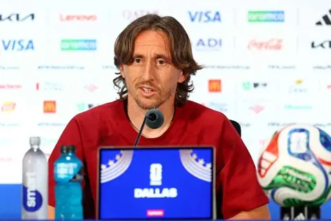 مودريتش يعاتب التحكيم بعد الهزيمة أمام إنجلترا: لا يدققون في التفاصيل دائما